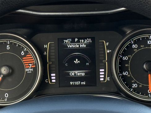 Used 2019 Jeep Cherokee Latitude w/ Popular Appearance Group image 15