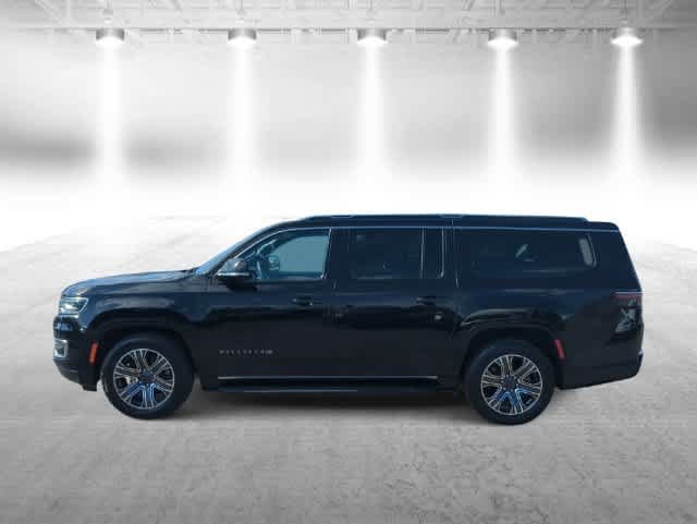 Certified 2024 Jeep Wagoneer L Series II w/ Flexible Seating Group AWD/4WD image 5