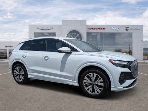 Used 2025 Audi Q4 e-tron Premium RWD image 1