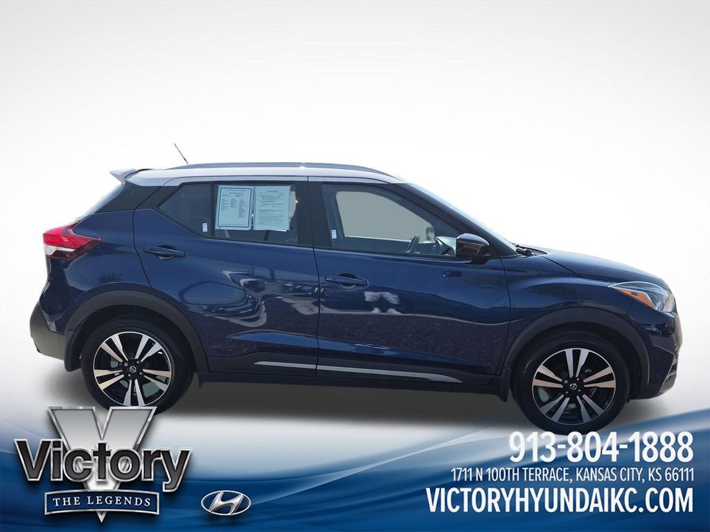 Used 2019 Nissan Kicks SR FWD image 6