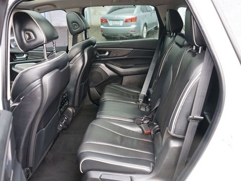 Used 2022 Acura MDX SH-AWD w/ Advance Package image 12