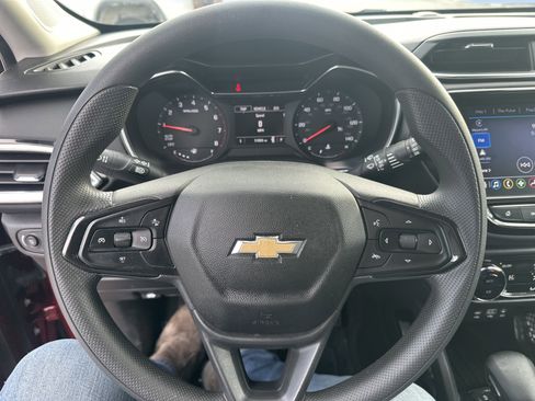Certified 2022 Chevrolet TrailBlazer LT w/ Convenience Package image 12