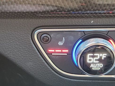 Used 2018 Audi SQ5 Premium Plus w/ Navigation Package image 26