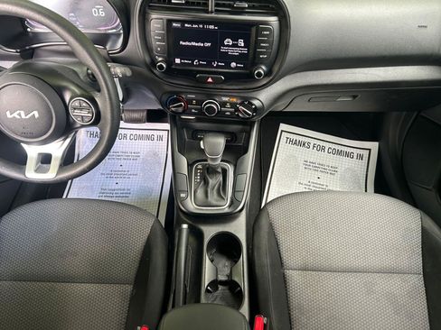 Used 2023 Kia Soul LX w/ Option Group 015 FWD image 11