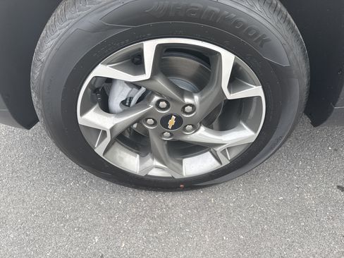 New 2025 Chevrolet Trax LT w/ Driver Confidence Package image 10