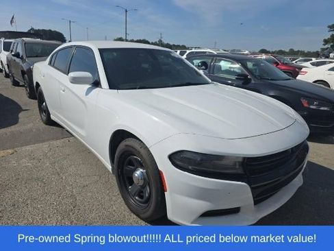 Used 2017 Dodge Charger Police RWD image 3