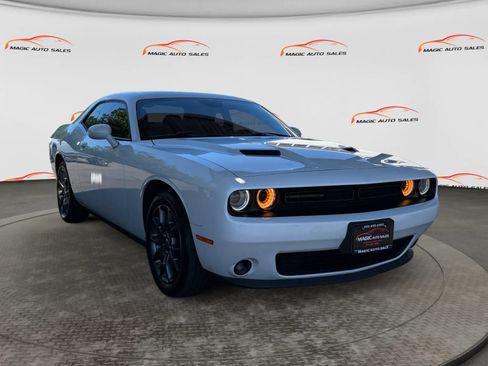 Used 2018 Dodge Challenger GT w/ Driver Convenience Group AWD/4WD image 5