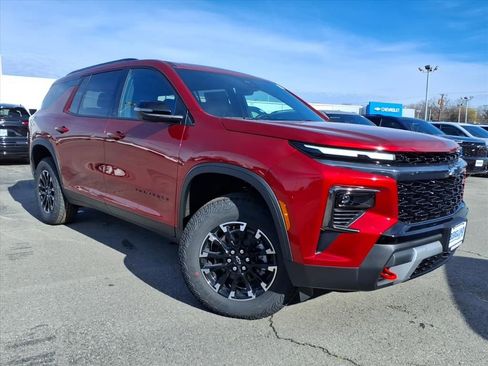 New 2026 Chevrolet Traverse Z71 w/ Driver Confidence Package image 2