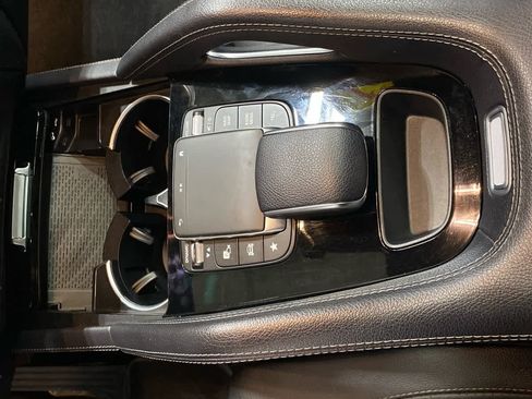 Used 2021 Mercedes-Benz GLE 350 4MATIC image 18