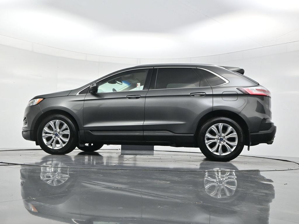 Used 2020 Ford Edge Titanium AWD/4WD image 50