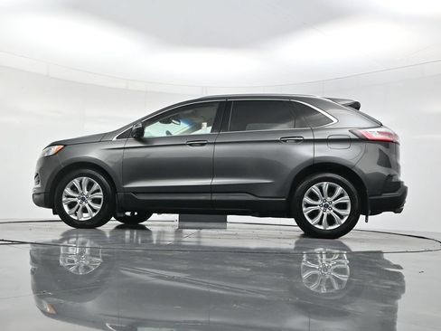 Used 2020 Ford Edge Titanium AWD/4WD image 50