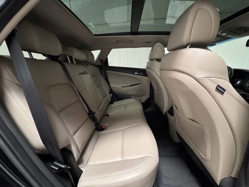 Used 2016 Hyundai Tucson Limited w/ Option Group 03 image 12