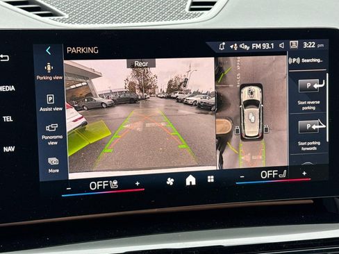 Used 2026 BMW X1 xDrive28i w/ Technology Package image 24