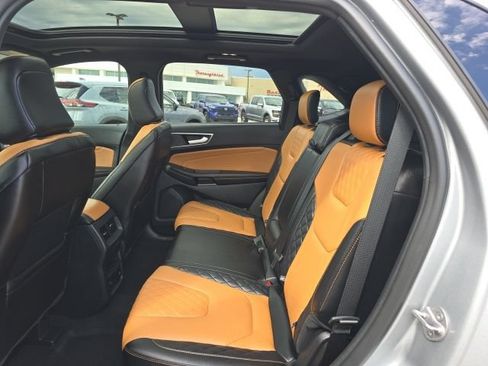 Used 2024 Ford Edge Titanium w/ Titanium Elite Package AWD/4WD image 15