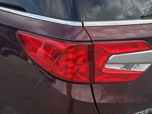 Used 2018 Honda Odyssey Elite image 19