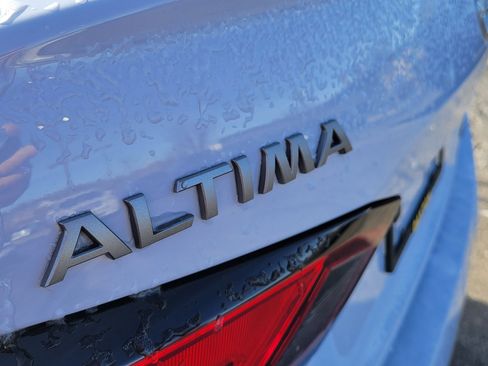 Used 2024 Nissan Altima 2.5 SR w/ SR Premium Package image 7