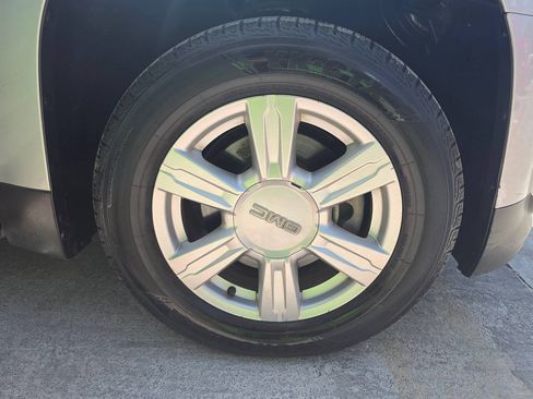 Used 2014 GMC Terrain SLE FWD image 43