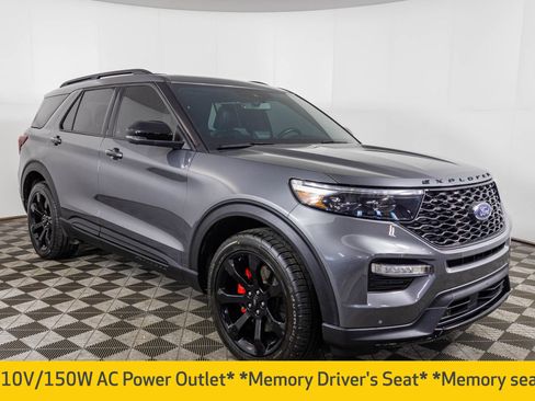 Used 2023 Ford Explorer ST w/ Equipment Group 401A AWD/4WD image 18