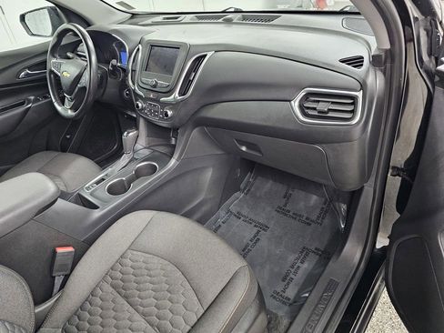 Used 2020 Chevrolet Equinox LT image 12
