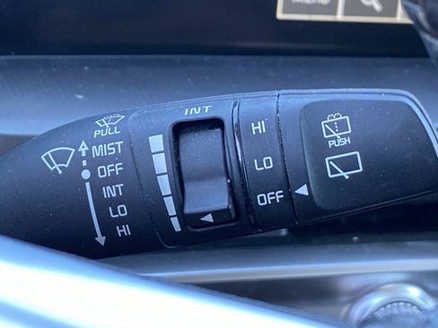 Used 2023 Kia Telluride S AWD/4WD image 19