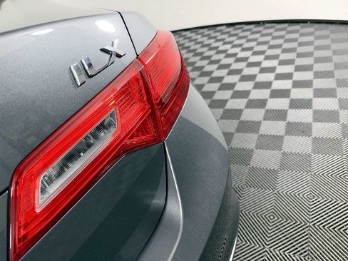 Used 2014 Acura ILX w/ Technology Package FWD image 11