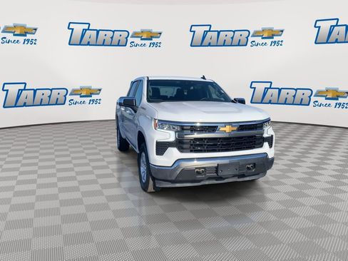 Used 2025 Chevrolet Silverado 1500 LT image 3