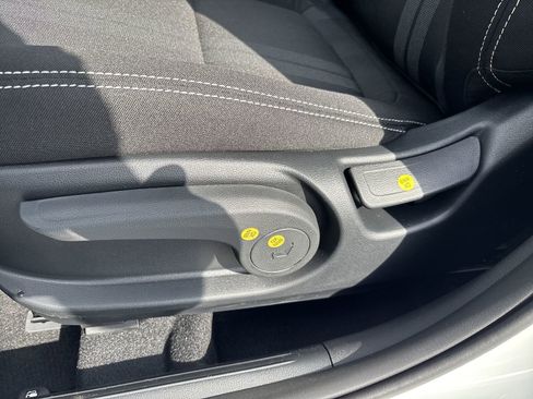 New 2026 Hyundai Venue SEL FWD image 13