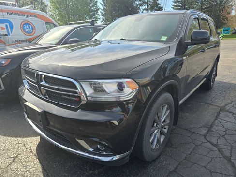 Used 2018 Dodge Durango SXT w/ Quick Order Package 2BB AWD/4WD image 1