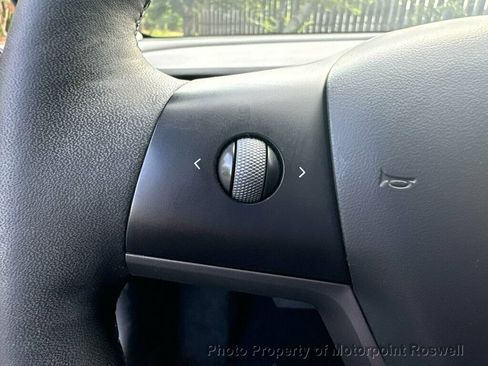 Used 2023 Tesla Model 3 Standard Range RWD image 18