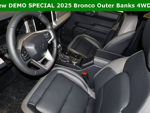 New 2025 Ford Bronco Outer Banks image 27
