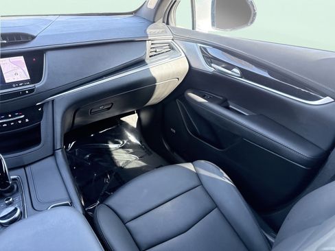 Used 2025 Cadillac XT5 Premium Luxury image 51