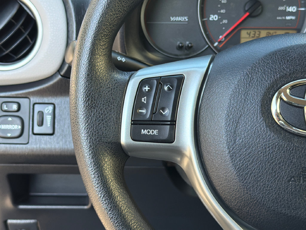 Used 2012 Toyota Yaris LE FWD image 24
