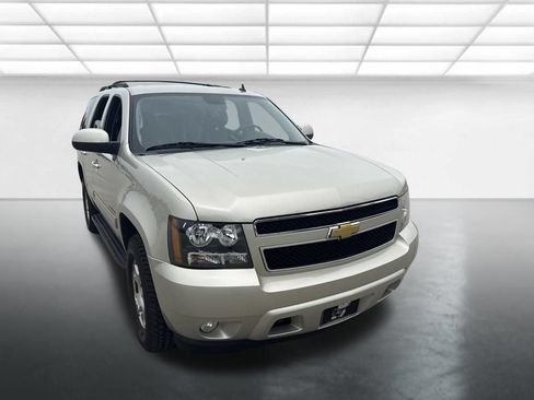 Used 2013 Chevrolet Tahoe LT AWD/4WD image 3