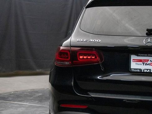 Used 2022 Mercedes-Benz GLC 300 4MATIC image 12