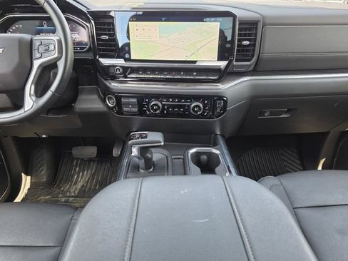 Used 2024 Chevrolet Silverado 1500 LTZ w/ Technology Package RWD image 27