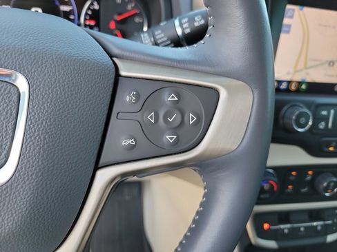 Used 2022 GMC Terrain Denali image 25