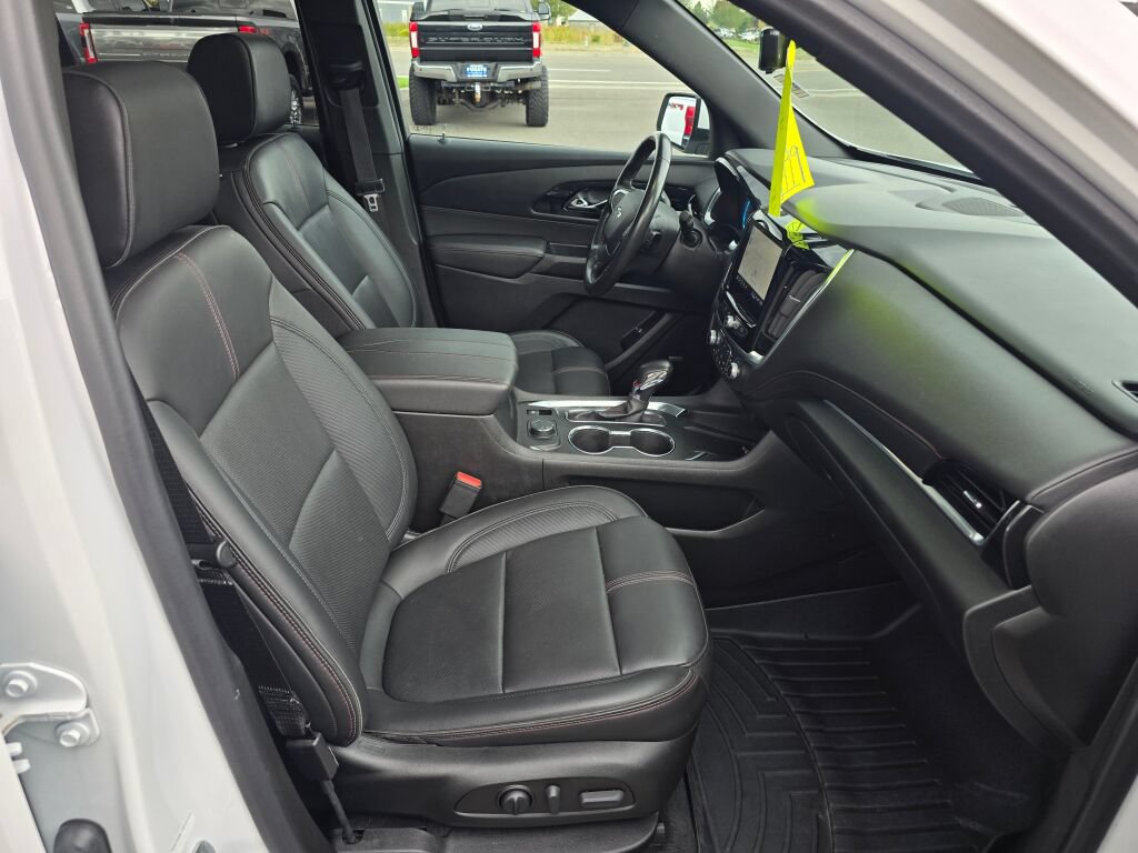 Used 2022 Chevrolet Traverse RS AWD/4WD image 12