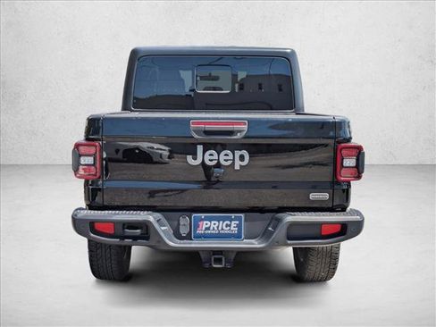 Used 2020 Jeep Gladiator Overland AWD/4WD image 6