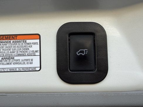 Used 2016 Toyota Sienna image 30