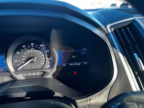 Used 2023 Ford Edge SEL image 35