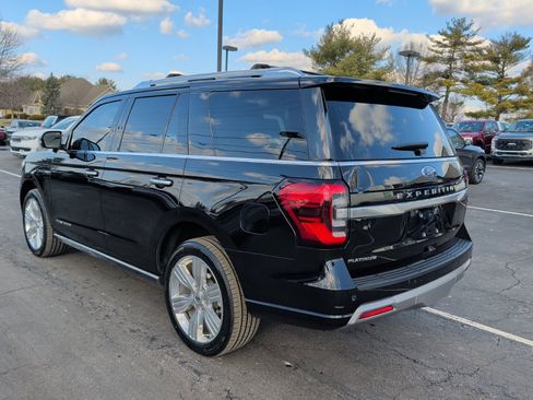 Used 2023 Ford Expedition Platinum AWD/4WD image 7