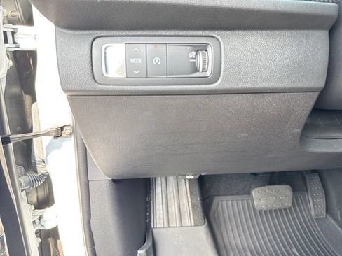 Used 2026 Chevrolet Traverse High Country w/ LPO, Floor Liner Package FWD image 25