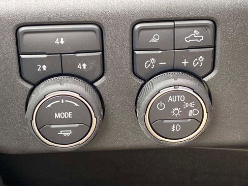 New 2025 Chevrolet Silverado 3500 LT w/ Convenience Package image 16