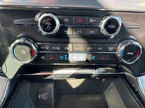 New 2025 Ford F150 Lariat w/ Equipment Group 501A Mid image 24