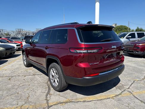 Used 2022 Jeep Grand Cherokee L Limited AWD/4WD image 8