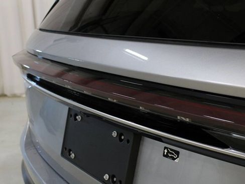 New 2026 Lincoln Nautilus Premier image 31