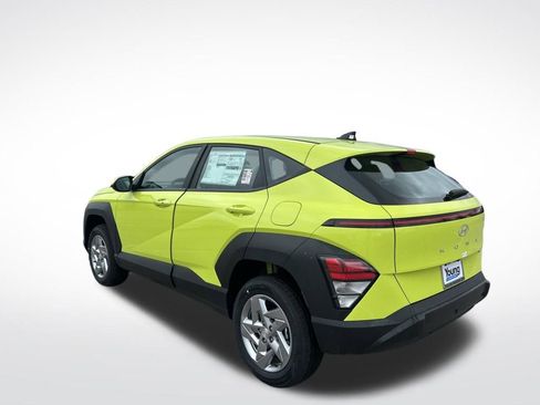 New 2026 Hyundai Kona SE image 8