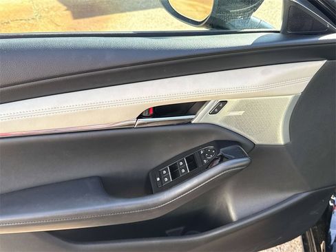 Certified 2025 MAZDA MAZDA3 2.5 Turbo Sedan w/Premium Plus image 13