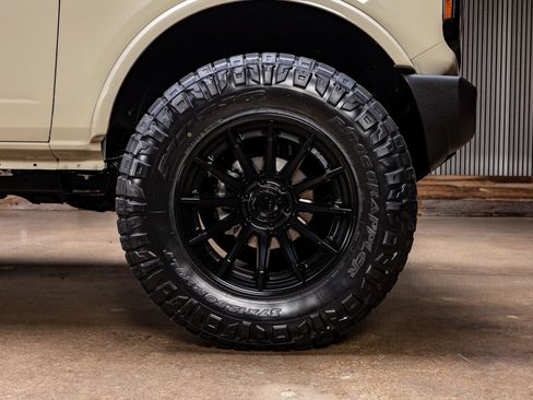 Used 2026 Ford Bronco Outer Banks image 12