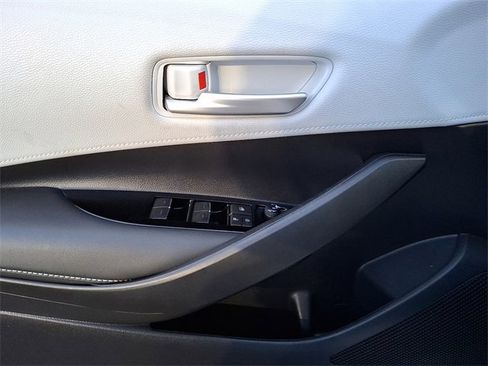Certified 2023 Toyota Corolla SE image 19